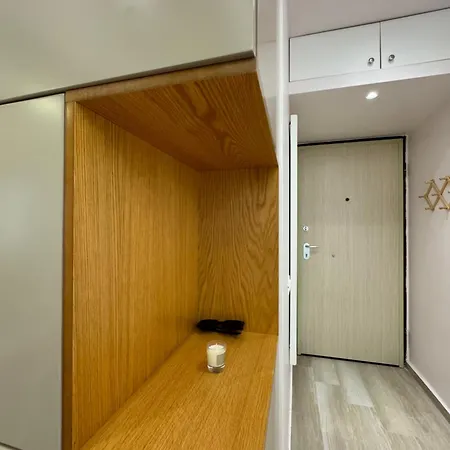Daire Sea View Deluxe Qerret *