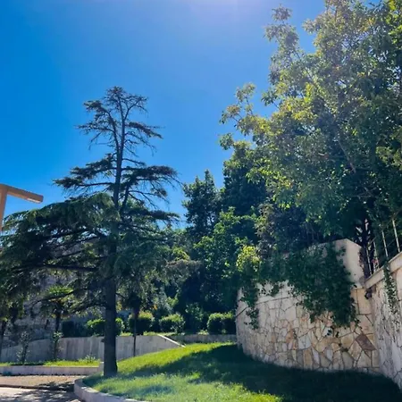 Sea View Deluxe Qerret Golem (Tirana)