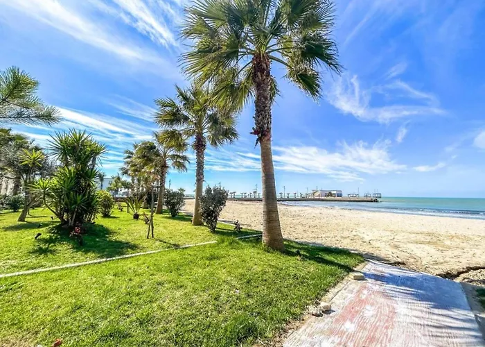 Qerret Beachfront Appartement