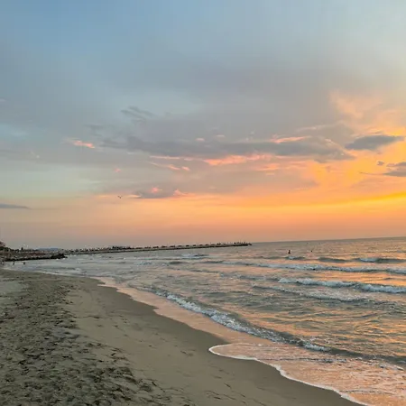 Qerret Beachfront * غوليم