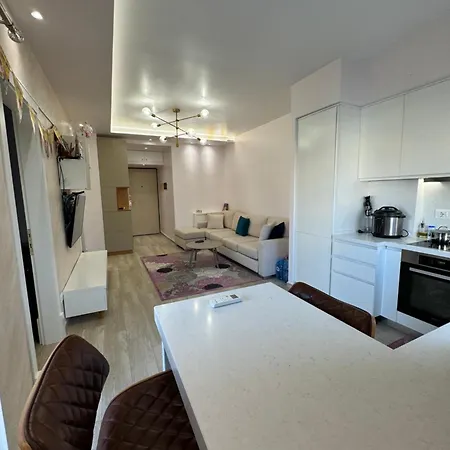 Qerret Beachfront شقة *