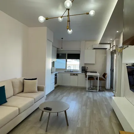 شقة Qerret Beachfront غوليم