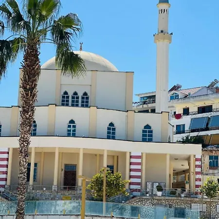 Qerret Beachfront شقة غوليم