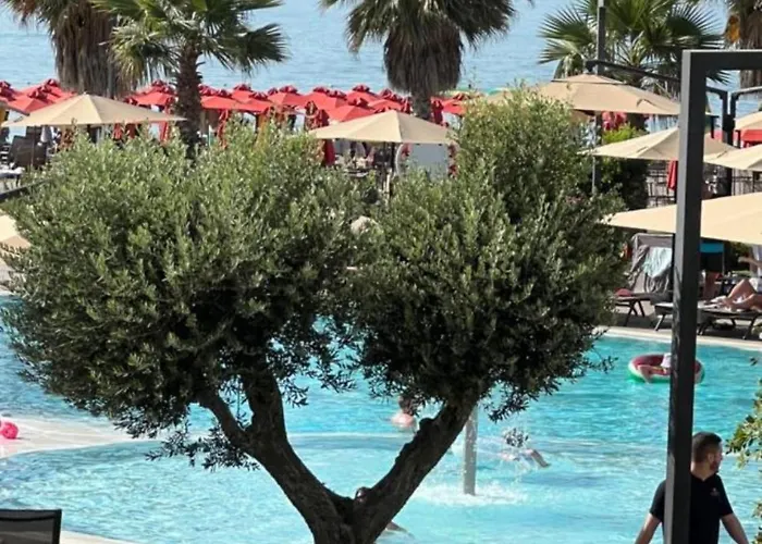 아파트 Qerret Beachfront *
