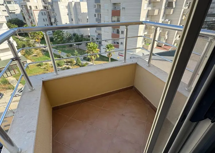 Qerret Beachfront 아파트 *