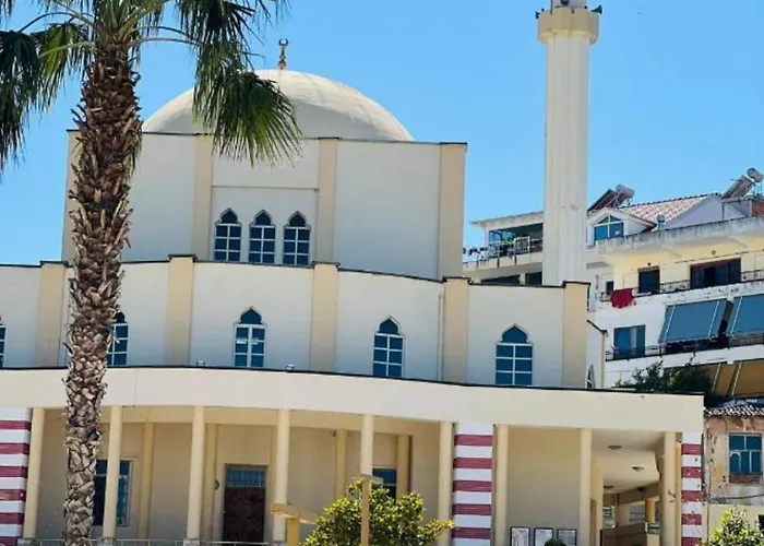 Qerret Beachfront 아파트 골렘